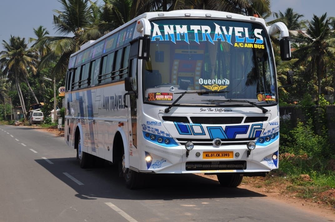 Mini Bus
